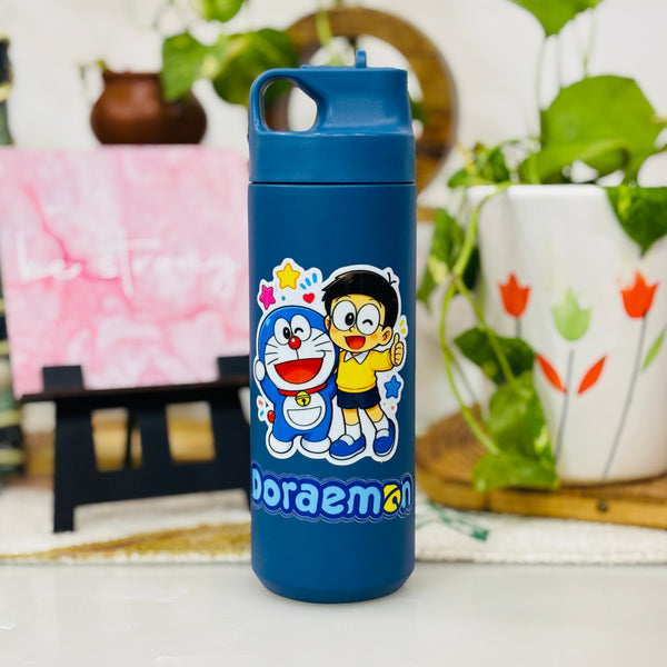 Trending characters 500 ml sipper bottles