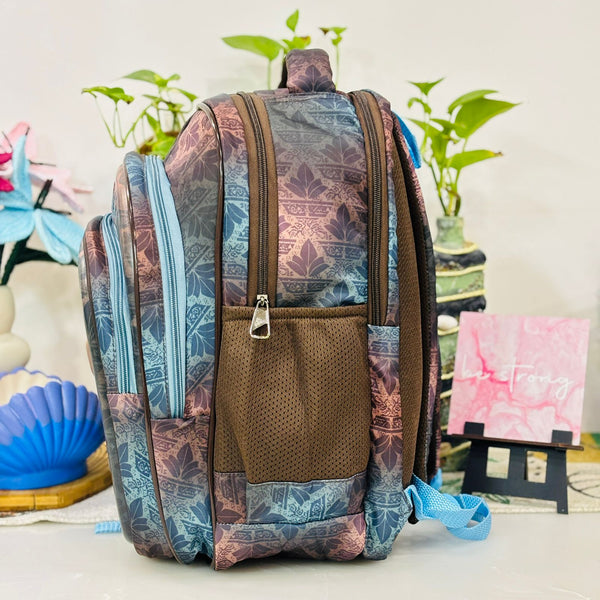 19 inch, 4 zipper backpack